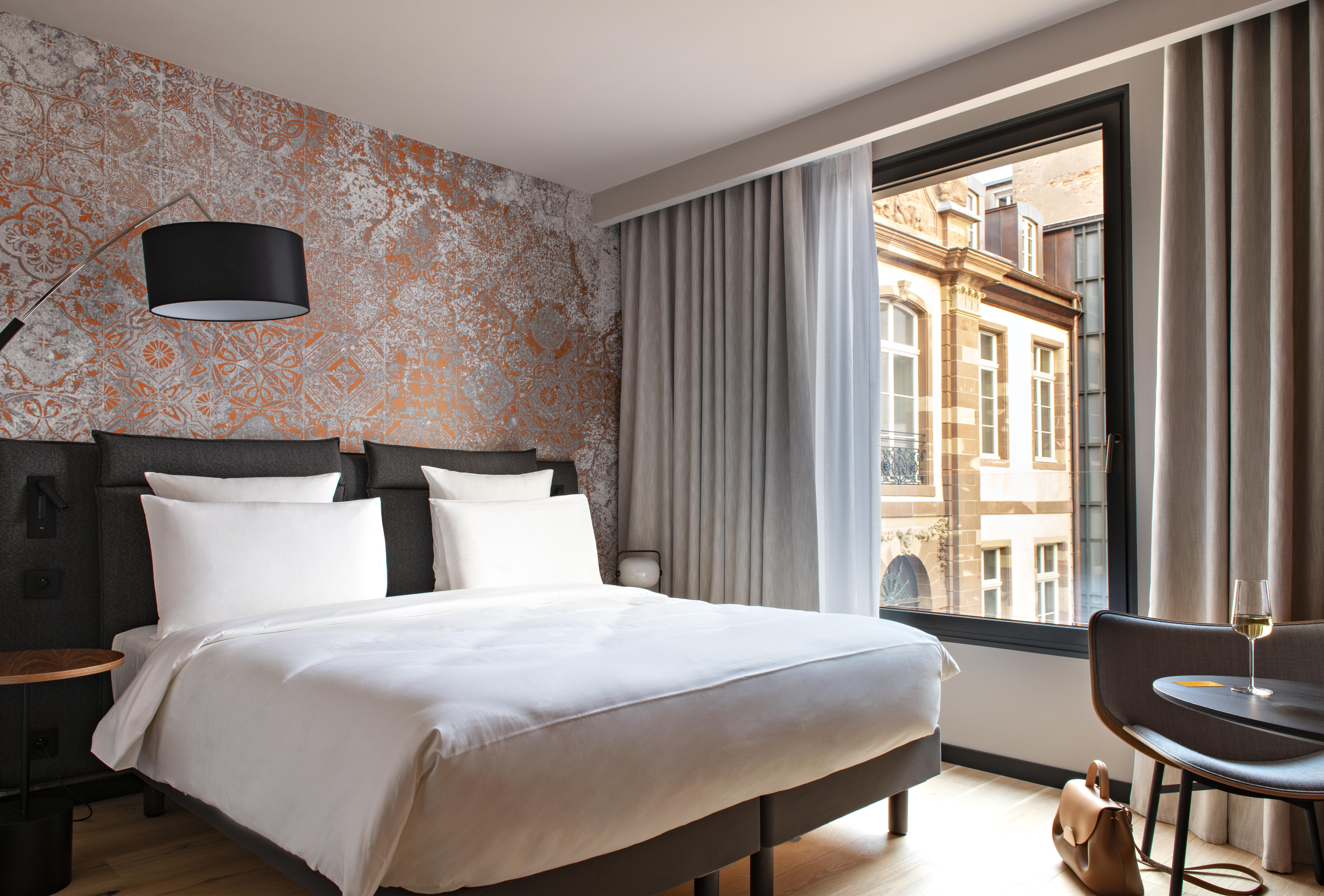 Hotel Leonor The Place To Live Strasbourg Bagian luar foto