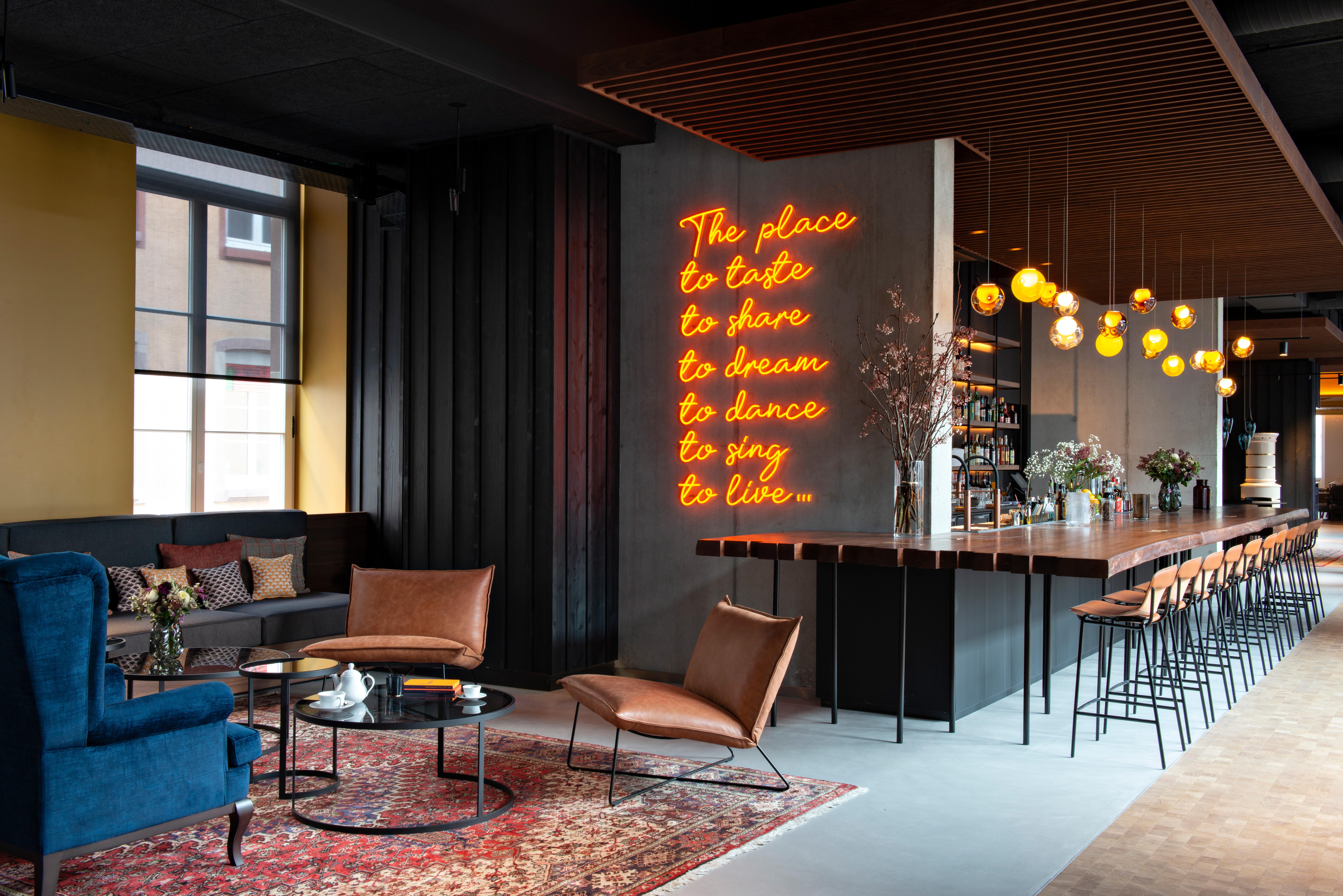 Hotel Leonor The Place To Live Strasbourg Bagian luar foto
